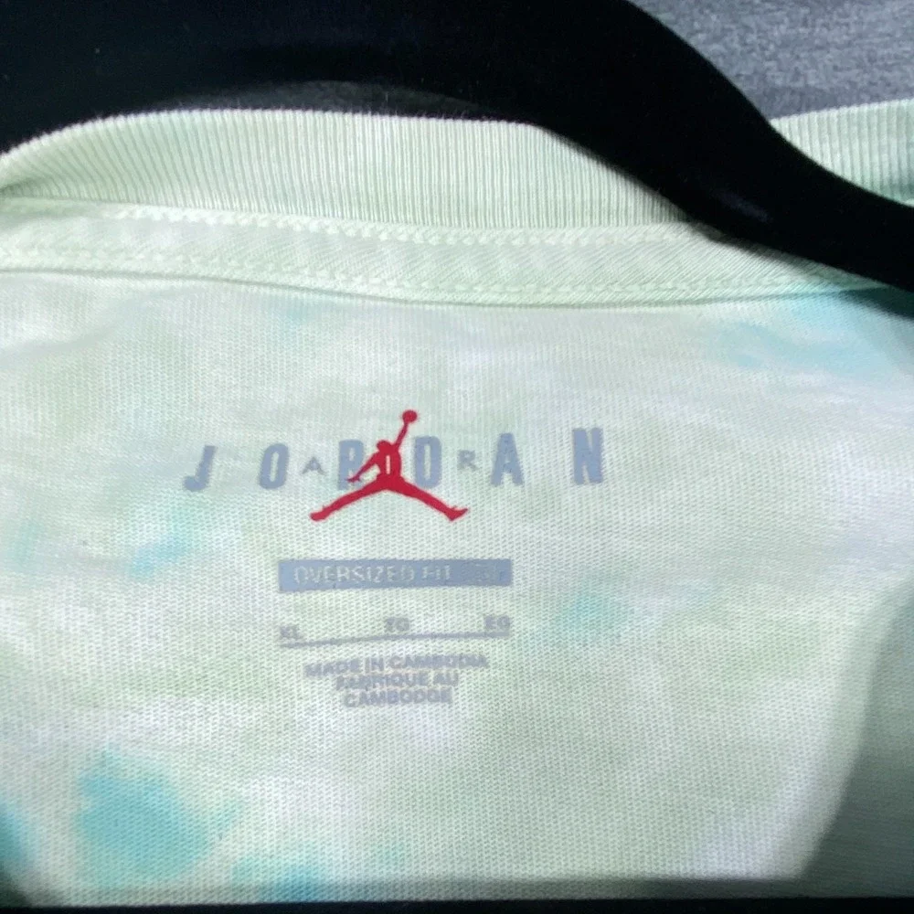 Nike Air Jordan Shirt Mens XL Essentials Statement Oversized Tie‎ Dye Streetwear